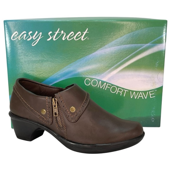 Easy Street Darcy Brown Faux Leather Womens Shooties Size 6.5M - Picture 10 of 12